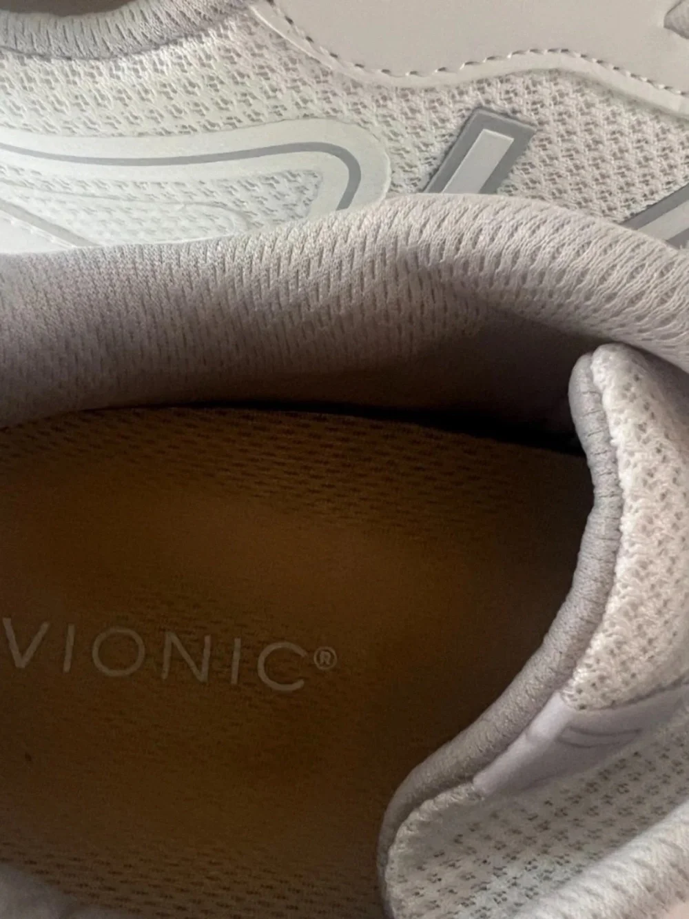 Vionic Womnes captivate White Running Shoes Sneakers Size 9.5